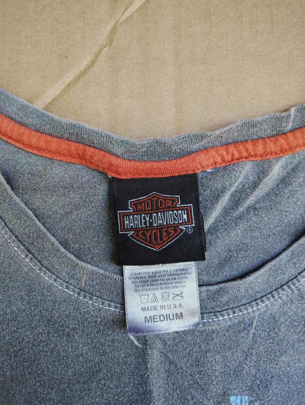 Harley-Davidson Women’s Freedom Machines Gray Graphic Tee - Picture 6 of 8